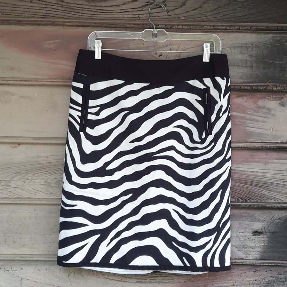 🦓 CATO Zebra Print Skirt 🦓 - Picture 2 of 7